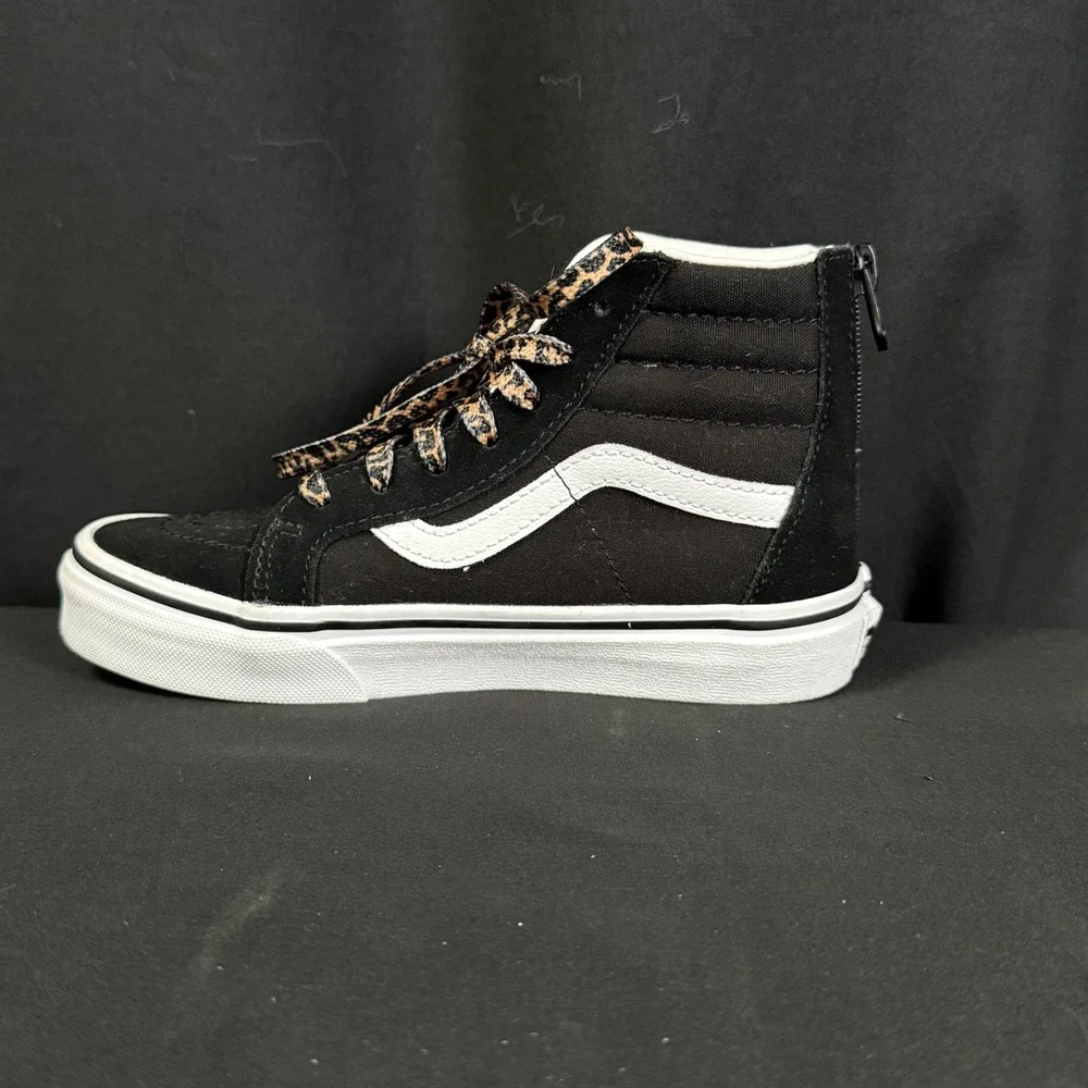 Vans Sk8-Hi Leopard Heart High Top Zip Sneakers Suede Black Youth 1.5 721356